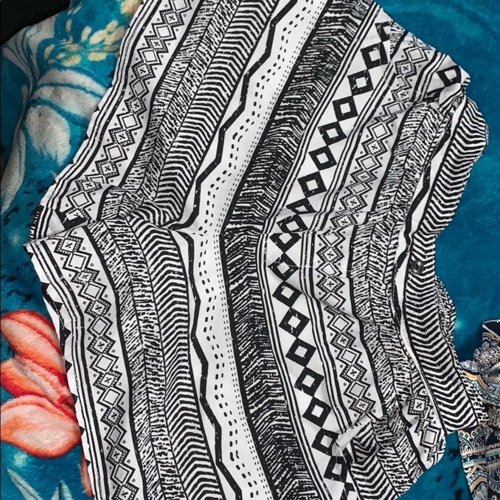 Pattern shorts
